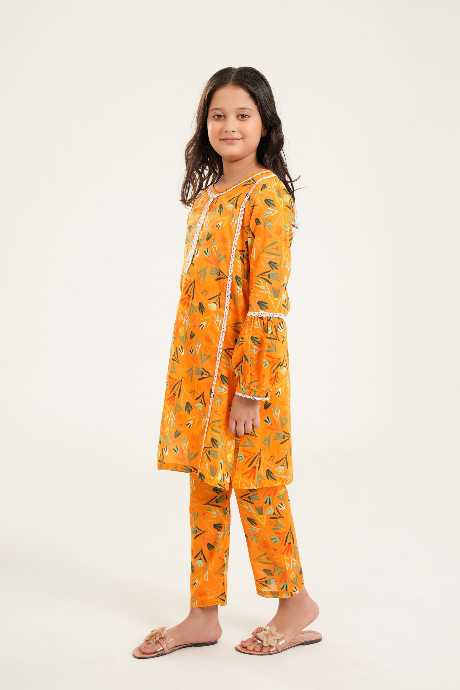 Girls Mustard Yellow Printed Kurta Set - Image 3