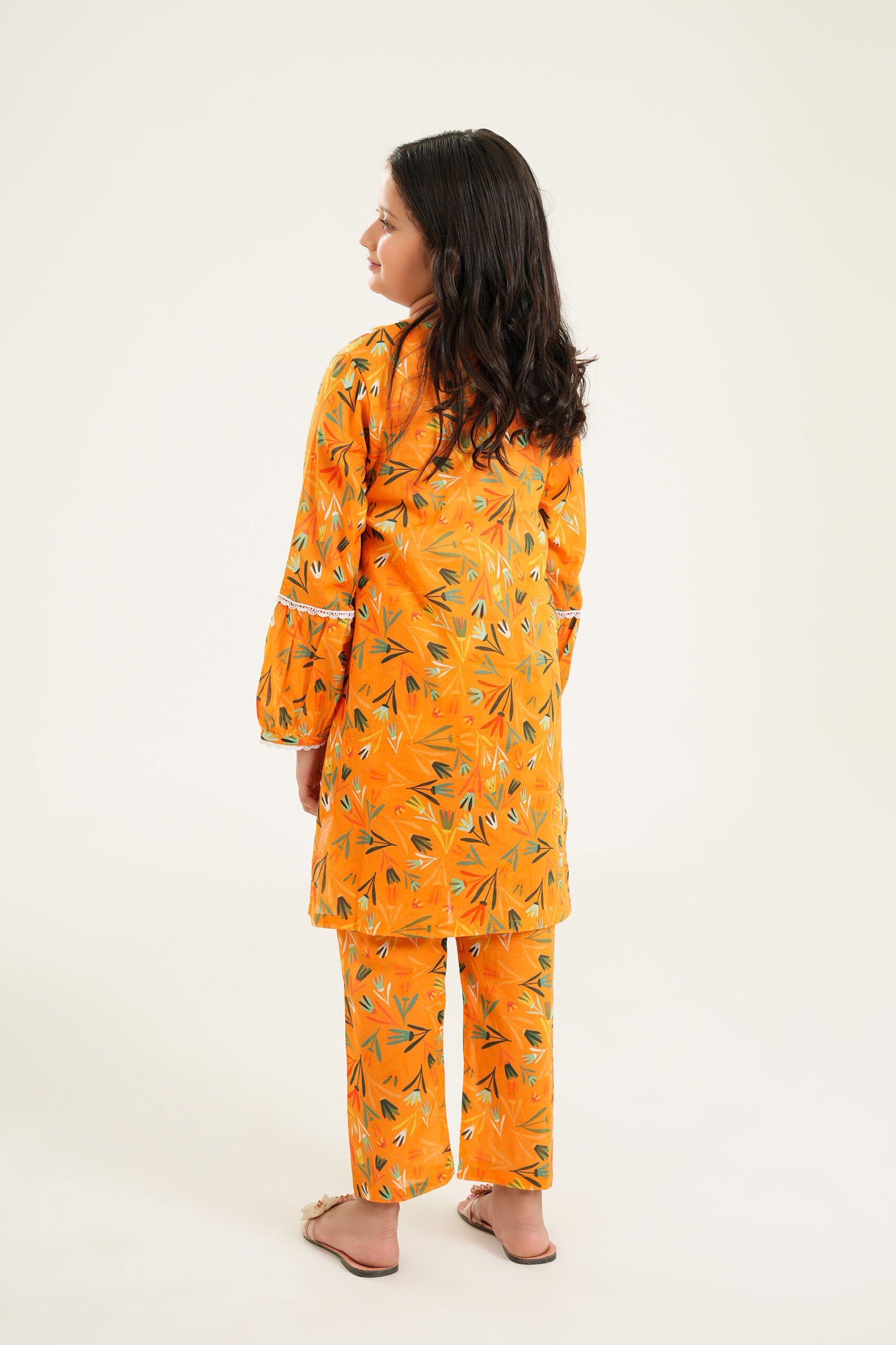 Girls Mustard Yellow Printed Kurta Set - Image 2